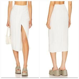 MORE TO COME Farah Skirt Set in White Small